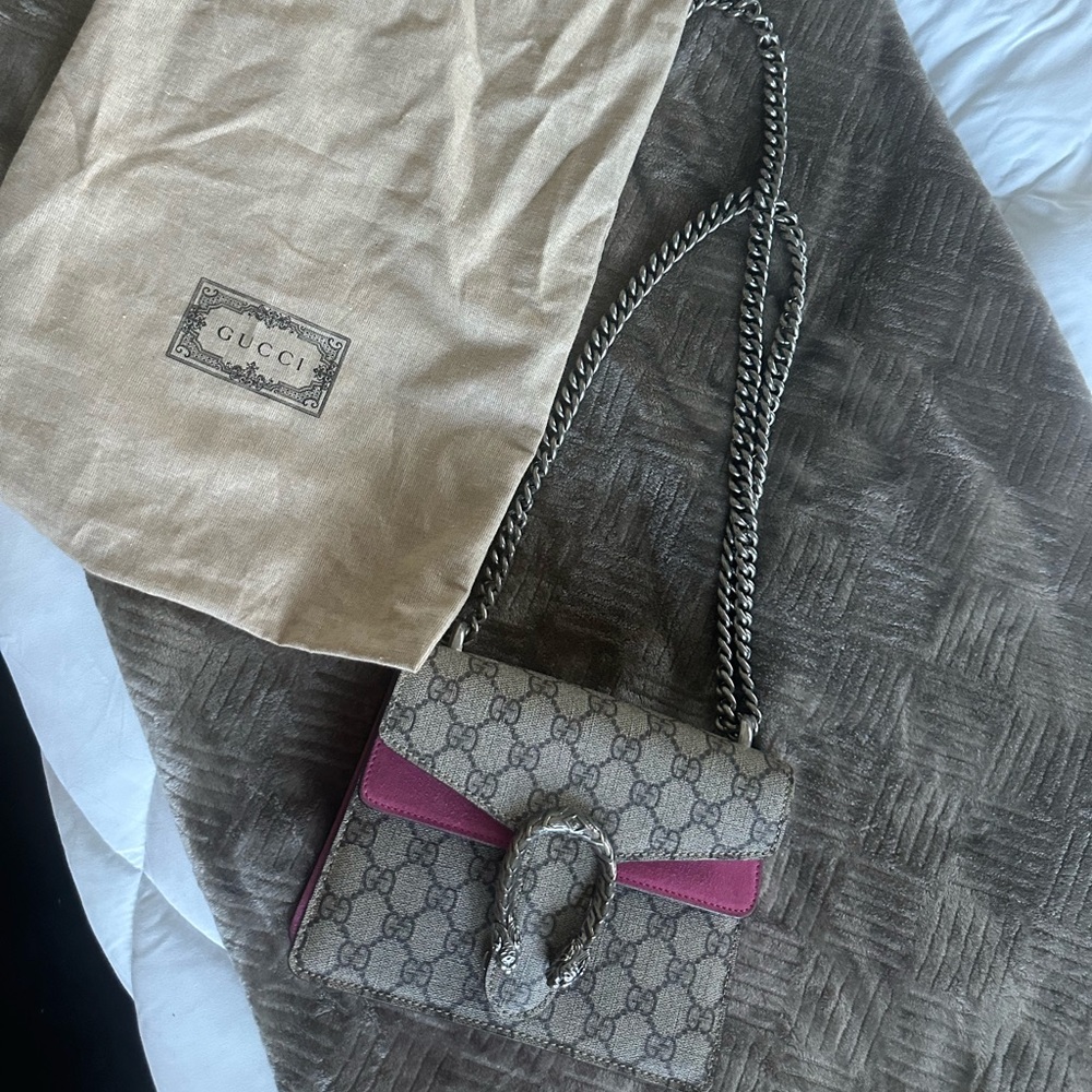 Gucci purse